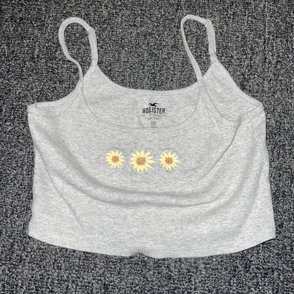 Hollister cropped tank grey sunflower